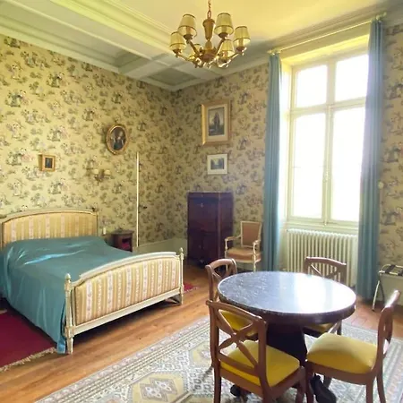 Splendide Chateau 24h Du Mans