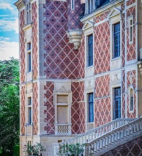 Hébergement de vacances Splendide Chateau 24h Du Mans *