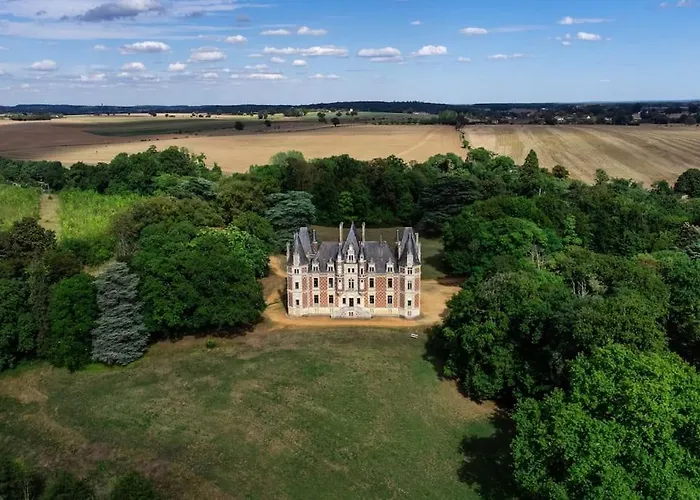 Hébergement de vacances Splendide Chateau 24h Du Mans