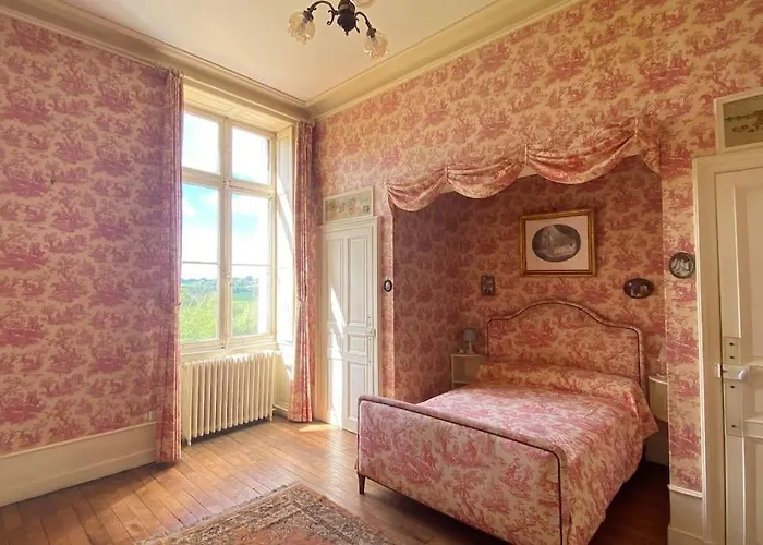 Splendide Chateau 24h Du Mans Hébergement de vacances *