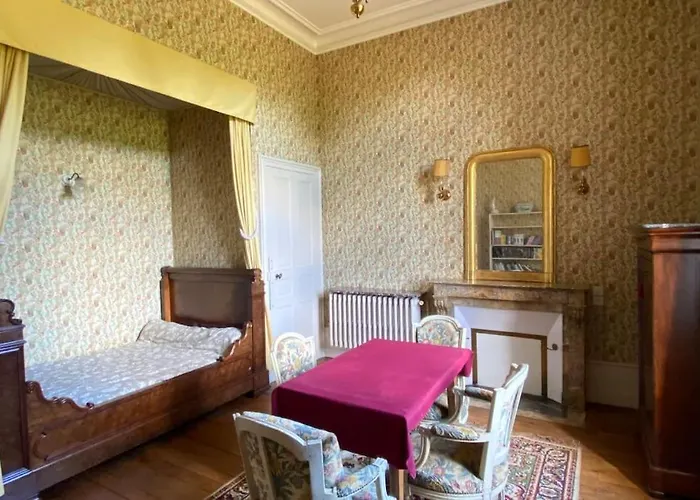 Splendide Chateau 24h Du Mans *