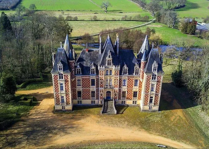 Splendide Chateau 24h Du Mans